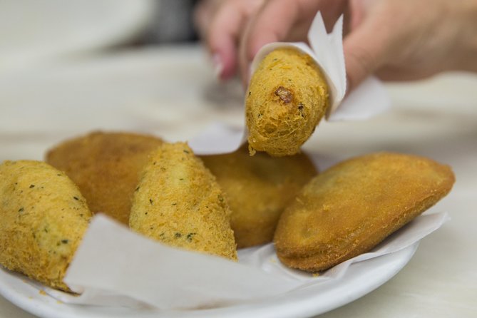 Porto Food & Wine Tasting Tour with Lunch or Dinner Option - How Much Walking and How Much Food?