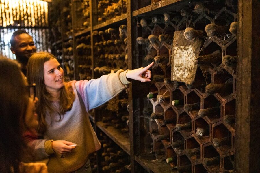Porto: Food & Wine Tasting Walking Tour with Port Wine Cave - Begin with Bispo, a small pastry with local roots