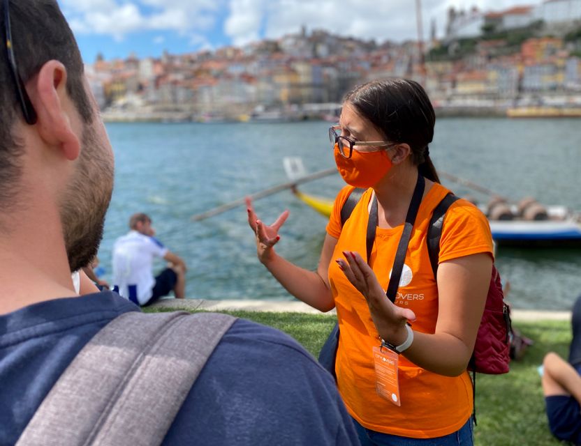 Porto: Wine Tasting with Tapas Walking Tour - Inside the Port wine cellar