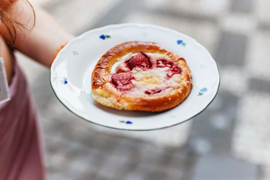Prague: Guided Street Food Walking Tour - Is $80 per person fair?