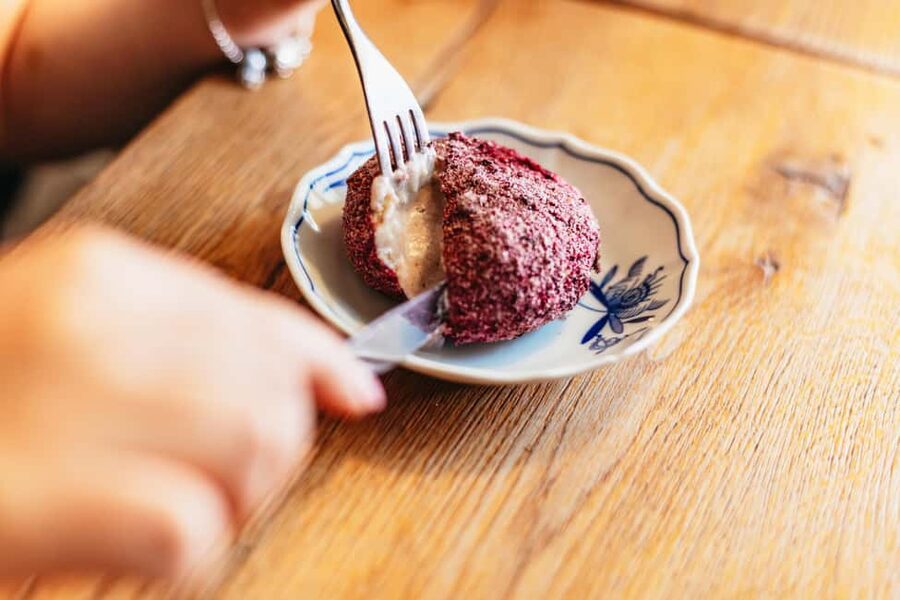 Prague: Guided Street Food Walking Tour - Who should book this Prague food walk?