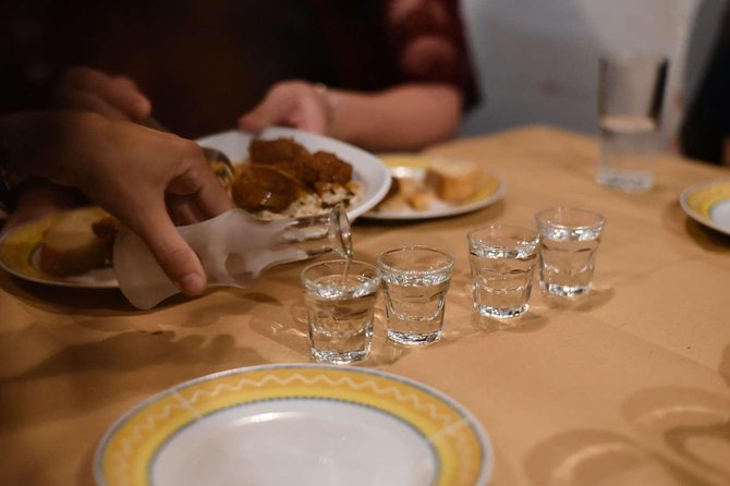 Private Athens By Night Food Tour & Wine Tasting of 5 Varieties - Greek wine and cheese: five varieties with useful context