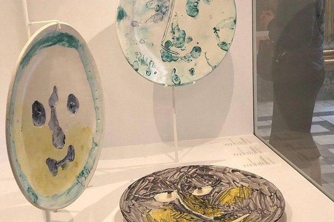 Private Barcelona Art and Tapas Walking Tour with Picasso Museum - Mediterranean flavors at the second stop