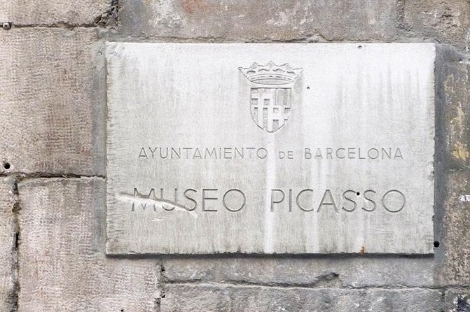 Private Barcelona Art and Tapas Walking Tour with Picasso Museum - What the private guide adds