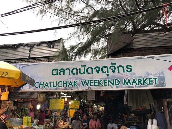 Private Culinary Kickstart Tour of Bangkok with a Local - Fruit, coconut, juice, and mango sticky rice
