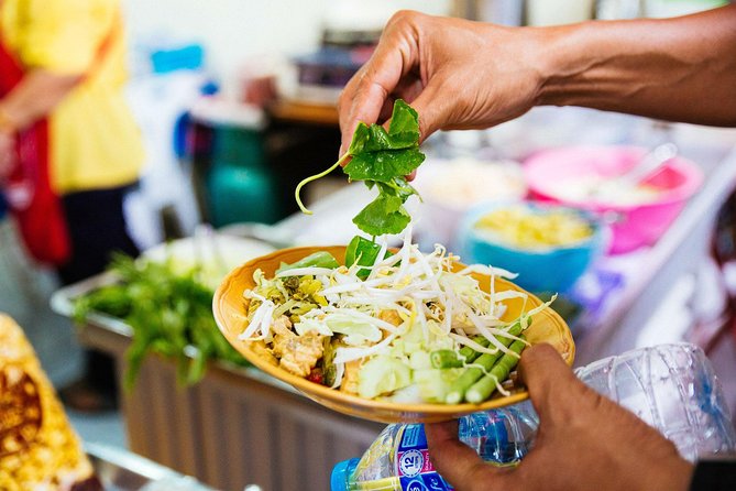 Private Culinary Kickstart Tour of Bangkok with a Local - Timing, transport, and the meeting point