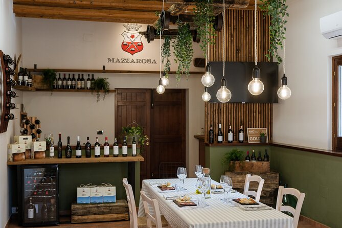 Private Food and Wine Tour in the Cellar with Tastings - The meeting-point issue matters