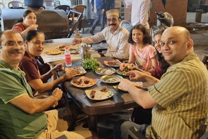 Private Guided Non-Veg Street Food Walking Tour in Muslim Quarter - Timing, weather, and simple planning