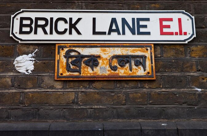 PRIVATE London Food Tours - Borough Market, Soho, East End - The welcome cocktail sets the pace
