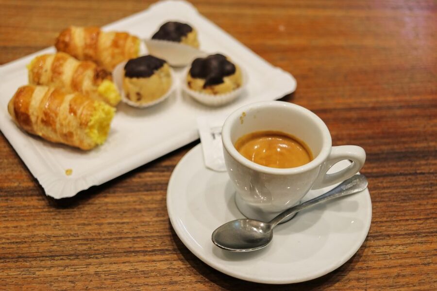 Private Original Milan Food Tour on Foot - Wine, prosecco, and the Milanese aperitif