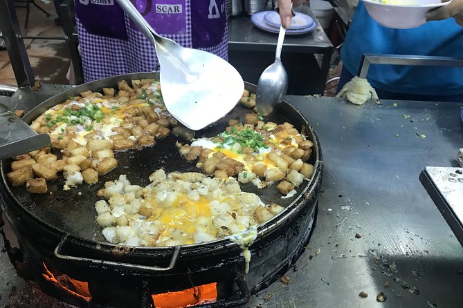 Private Saigon Night Food Tour by Scooter - Why a scooter is the right way to eat Saigon at night