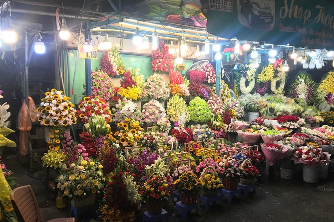 Private Saigon Night Food Tour by Scooter - Clams, scallops, shrimp, and snails on the evening’s biggest stop