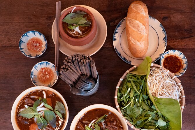 Private Street Food Motorbike Tour in Ho Chi Minh City - District 5 and the sweet side of Vietnamese food
