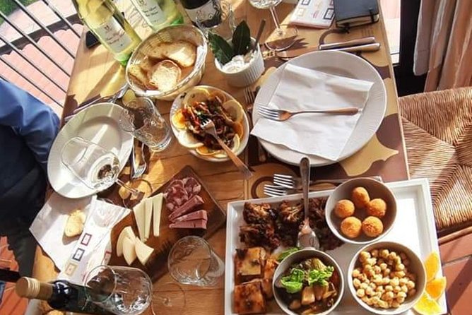 Private tour of Etna and Winery Visit with Food and Wine Tasting from Taormina - Why the private guide changes the day