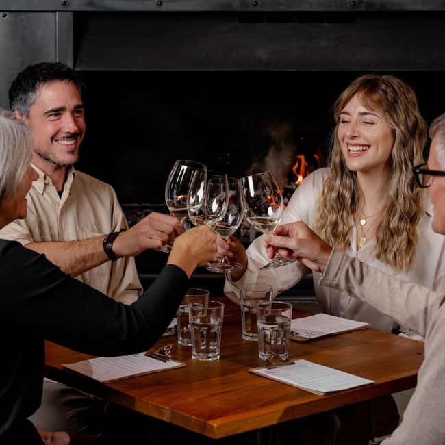 Queenstown: Wine & Food Tour, Scenic Tastings & Paired Lunch - First stop: tasting Central Otago styles