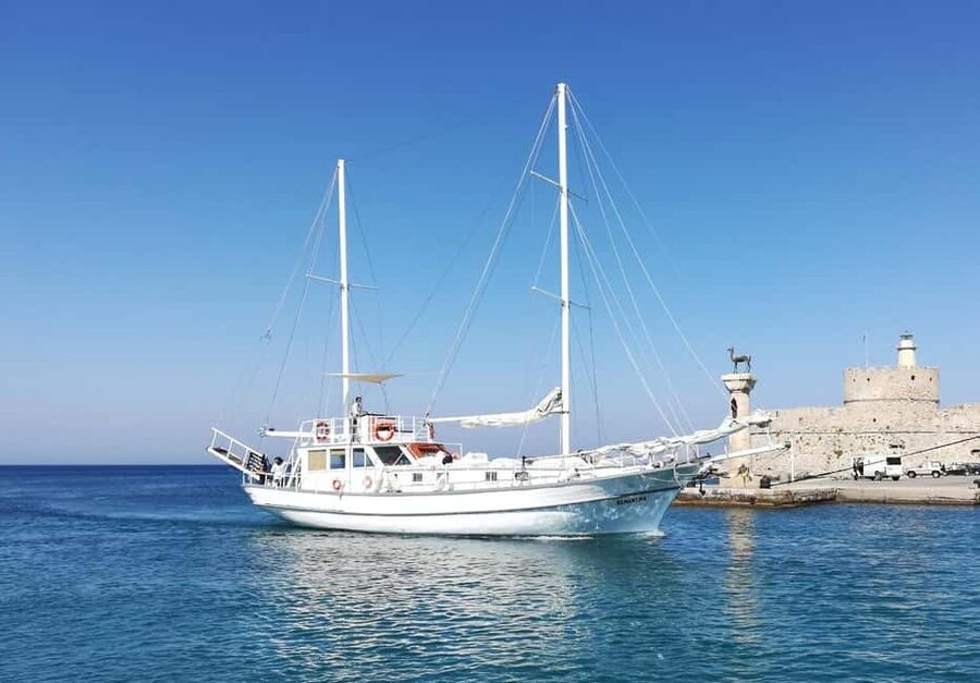 Rhodes: Boat Tour with Snorkeling, Gourmet Buffet & Open Bar - Who should book the Romantika cruise?