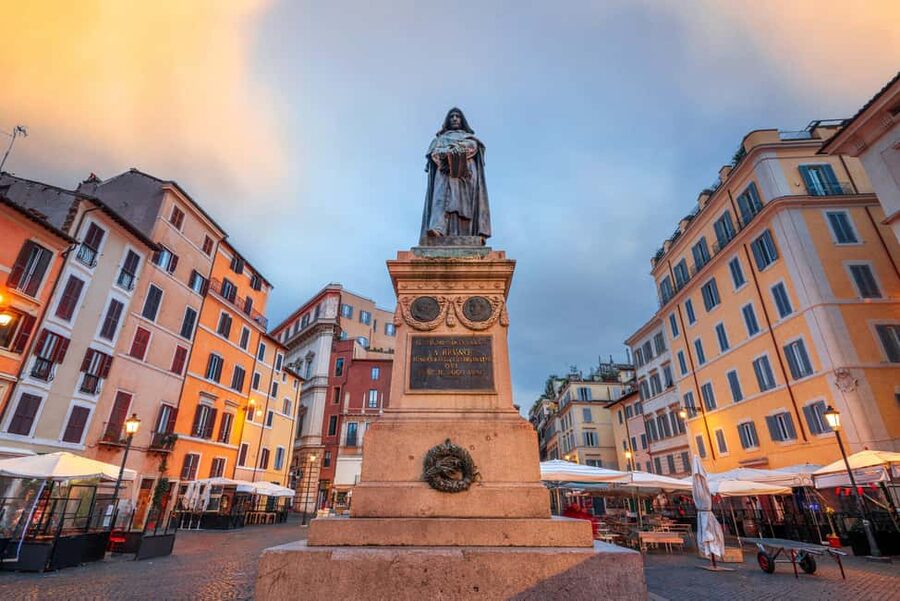 Rome: 3-Hour Guided Food Tour with Tastings - Cannoli and a gourmet shop full of Italian staples