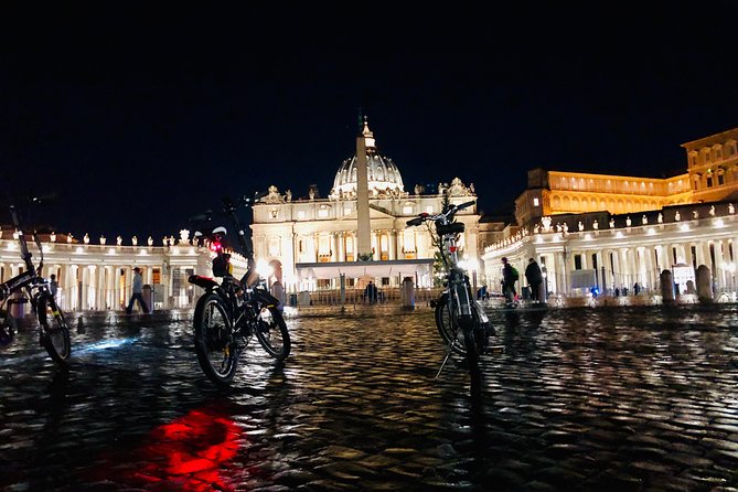 Rome by Night - Ebike Small Group Tour - Food and Wine (Option) - The historic center, from Campo de’ Fiori to Trevi Fountain