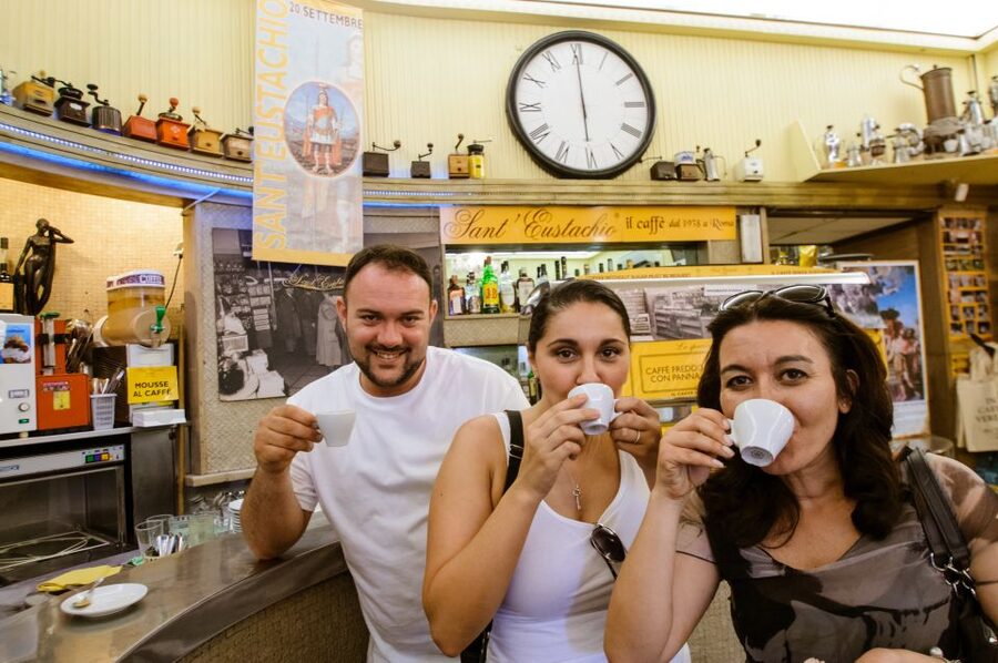 Rome: Espresso, Gelato and Tiramisù Tasting Tour - Gunther Gelateria and the signs of good gelato