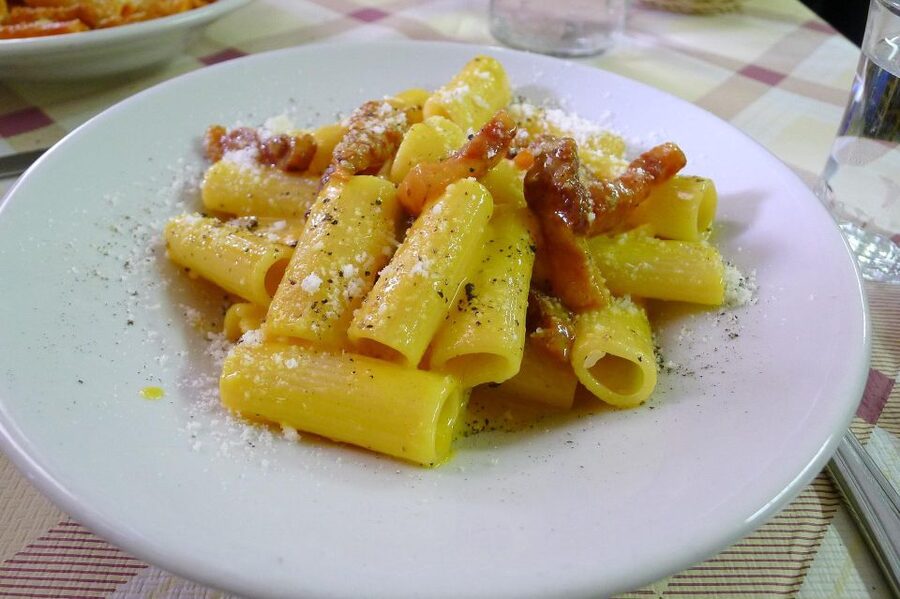 Rome: Food and Wine Tour, Trastevere and Jewish Ghetto - What the guides add to the walk