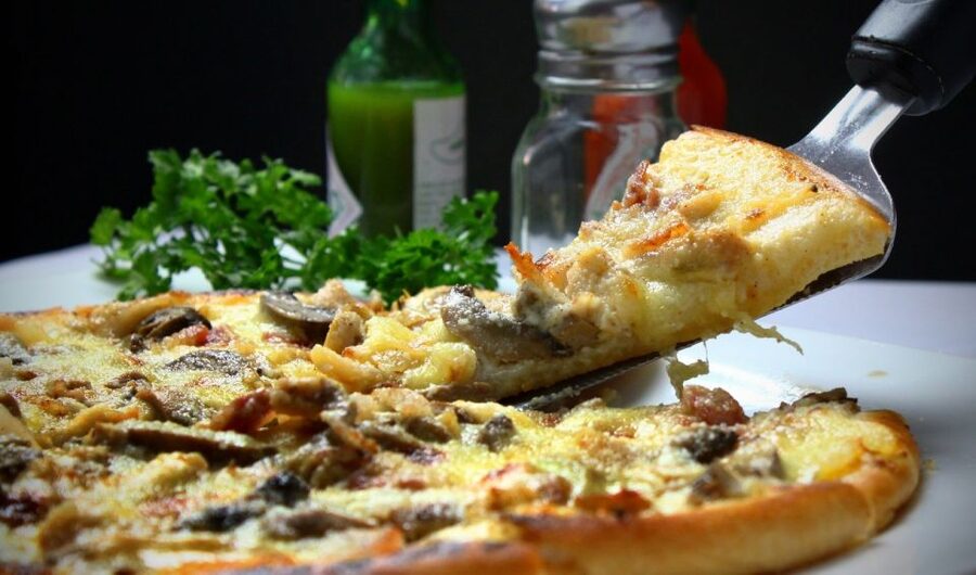 Rome: Food Tour and Wine Tasting in a Traditional Trattoria - Ristorante Spaghetteria turns tastings into dinner