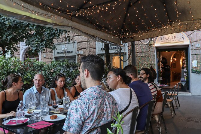 Rome Food Tour & Wine: Trastevere & Campo de' Fiori Like a Local - Porchetta and pizza bianca with beer