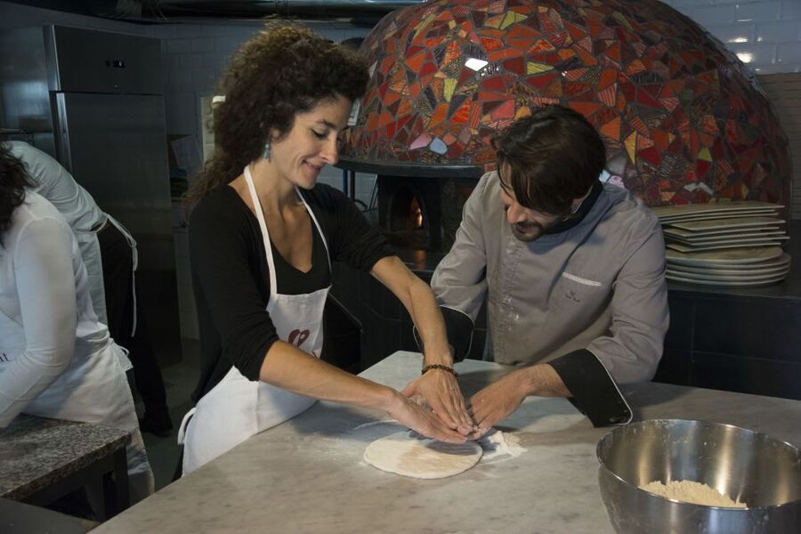 Rome: Hands-On Pizza Making Class near the Vatican with Wine - Why Families Often Enjoy This More Than Another Sight