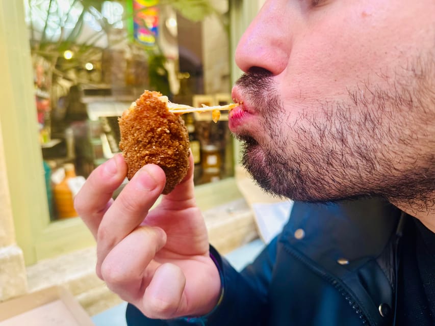 Rome: Jewish Quarter and Campo de' Fiori Street Food Tour - Meeting at Campo de Fiori