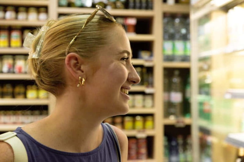 Rome: Local Food and Wine Tour in Trastevere & Heart of Rome - Gelateria del Viale: ending with gelato