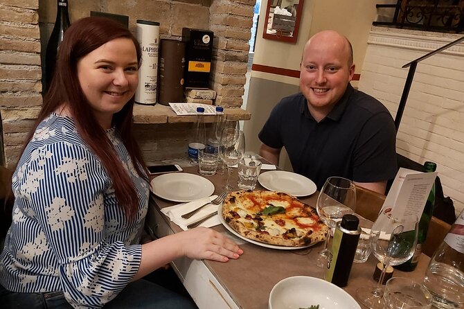 Rome: Pizza & Tiramisu Class with Free Flowing Fine Wine - What the restaurant setting is really like