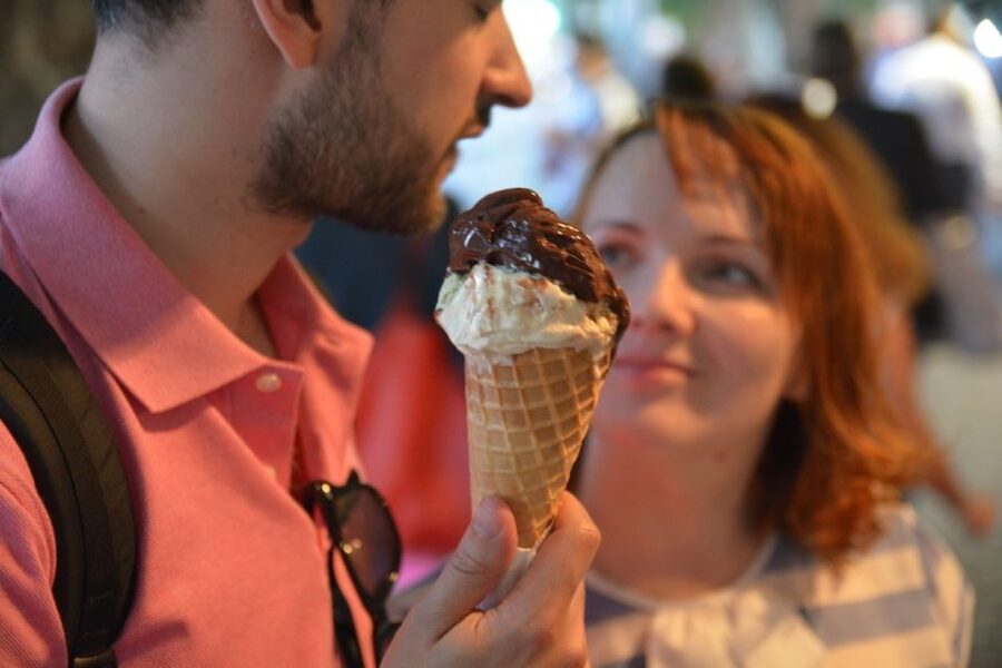 Rome: Trastevere Food and Wine Tasting Tour - Ivo a Trastevere and Roman pizza