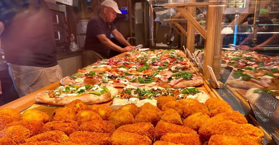 Rome: Trastevere Food Walking Tour with Beer and Wine - Vicolo dell’Atleta and the first tastes