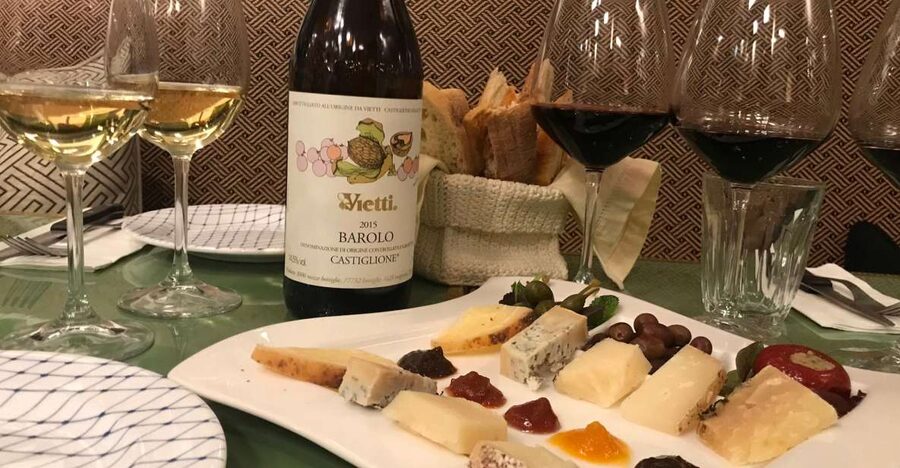 Rome: Trastevere Guided Food and Wine Tour with 20+ Tastings - Why this Trastevere food tour feels like a full Roman meal