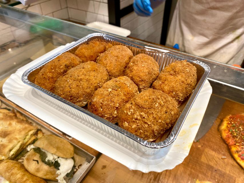 Rome: Trastevere Quarter Street Food Tour with Sightseeing - Santa Maria in Trastevere