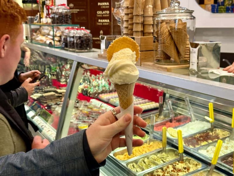 Rome: Trastevere Street Food Walking Tour with Local Expert - Meeting at Tiber Island and entering medieval Trastevere