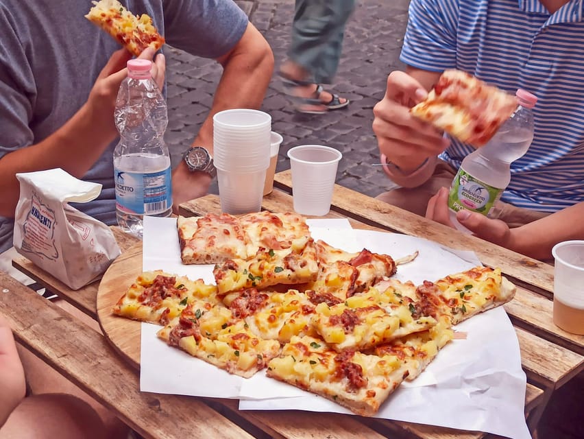 Rome: Trastevere & Tiber Island Street Food Tour at Sunset - How the guides shape the evening