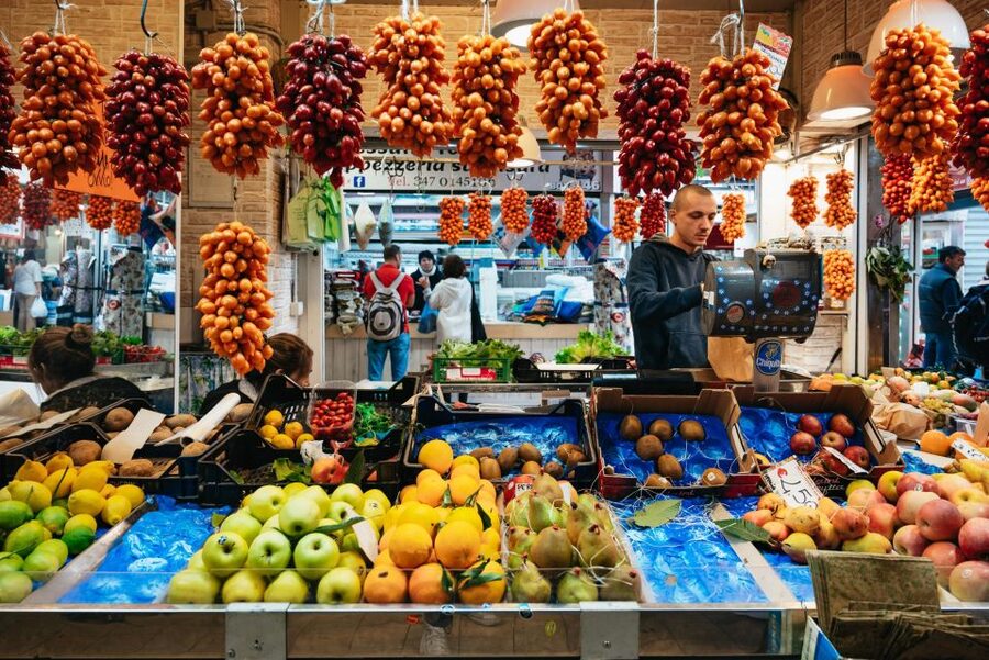 Rome: Trionfale and Prati Food and Wine Tasting Tour - Trionfale Market is the main event