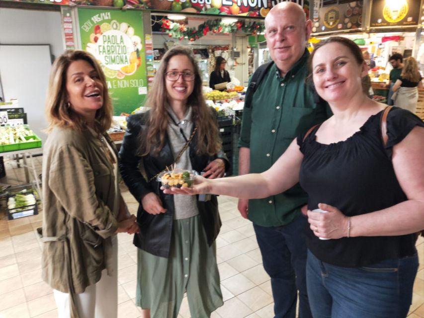 Rome: Vatican Street Food and Wine Tour with Farmers Market - Key points at a glance