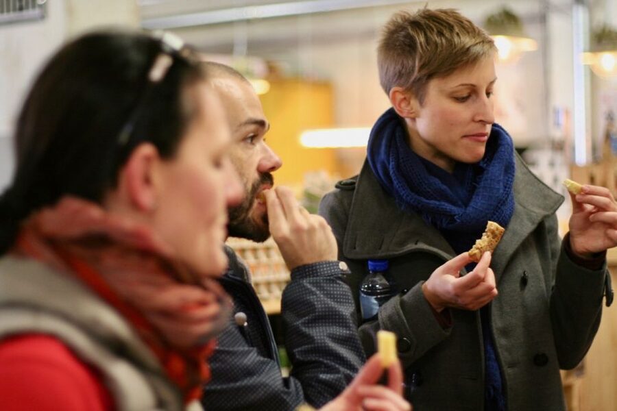 Rotterdam: Guided Walking Food Tour - The city between every bite