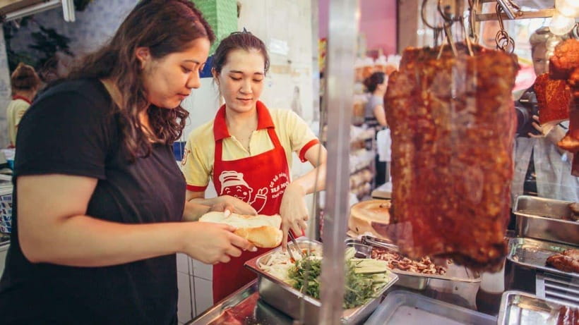 Saigon at Sunset: Ultimate Street Food Experience - Beef stew noodles and the Chinese influence