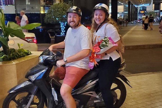 Saigon Evening Food Tour by Scooter - Why the private format is useful