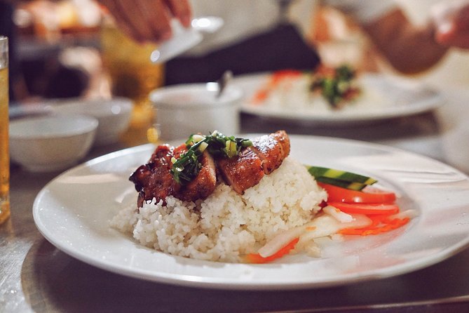 Saigon's Hidden Flavors - Private Street Food Walk with Local Students - Walking, traffic, and mobility