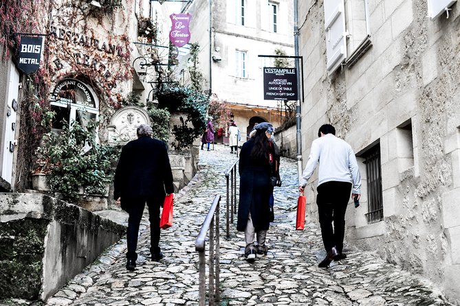 Saint-Emilion Food and Wine Day Tour - What the guides add to the day