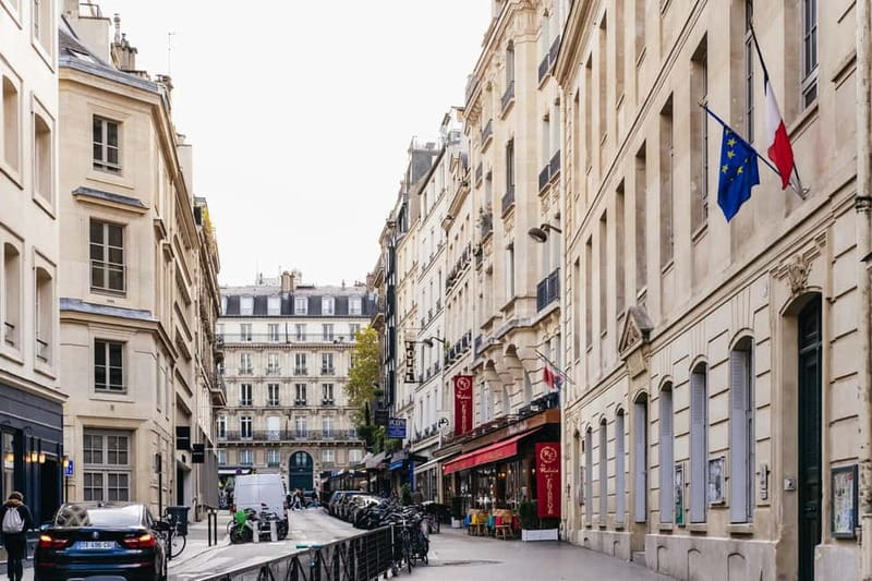 Saint-Germain: Gourmet Chocolate & Pastry Walking Food Tour - The pastry question: plenty of sweets, not always a croissant