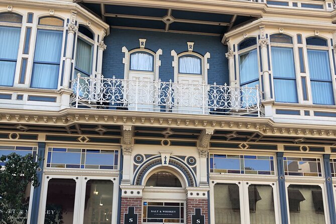 San Diego Gaslamp Food Tour with 6 Modern Californian Tastings - Six Gaslamp tastes, not one oversized restaurant meal
