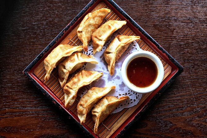 San Francisco Authentic Food Tour with 5 Locals Favorites Dishes - Guides who make the walk more than lunch
