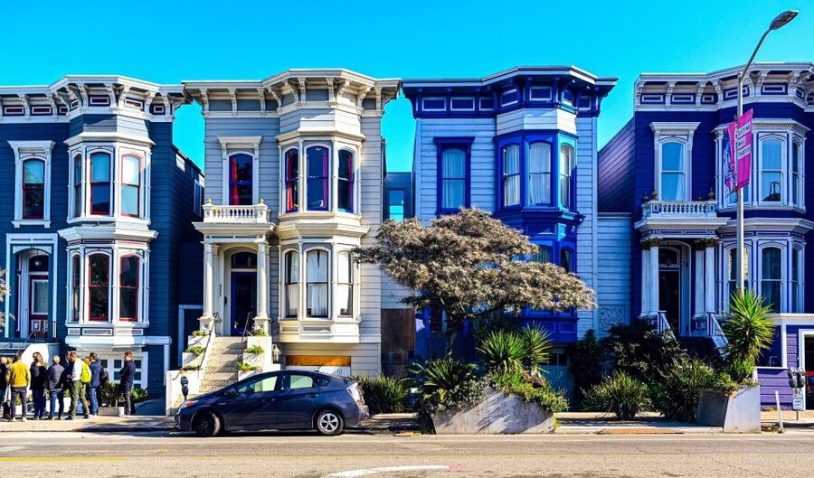 San Francisco: Mission District Food Tour with 6 Tastings - Walking pace, group size, and comfort