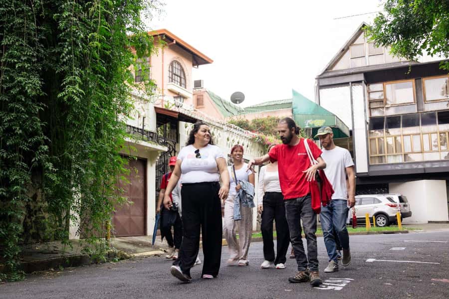 San José: Night Food and Culture Tour with Dinner - What arrives at Agüizotes Gastro Pub