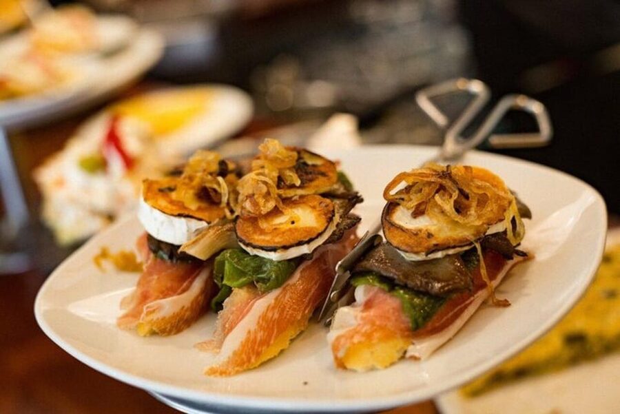 San Sebastian Food Tour: Pintxo Tasting Paired with Wines - Practical details before you book