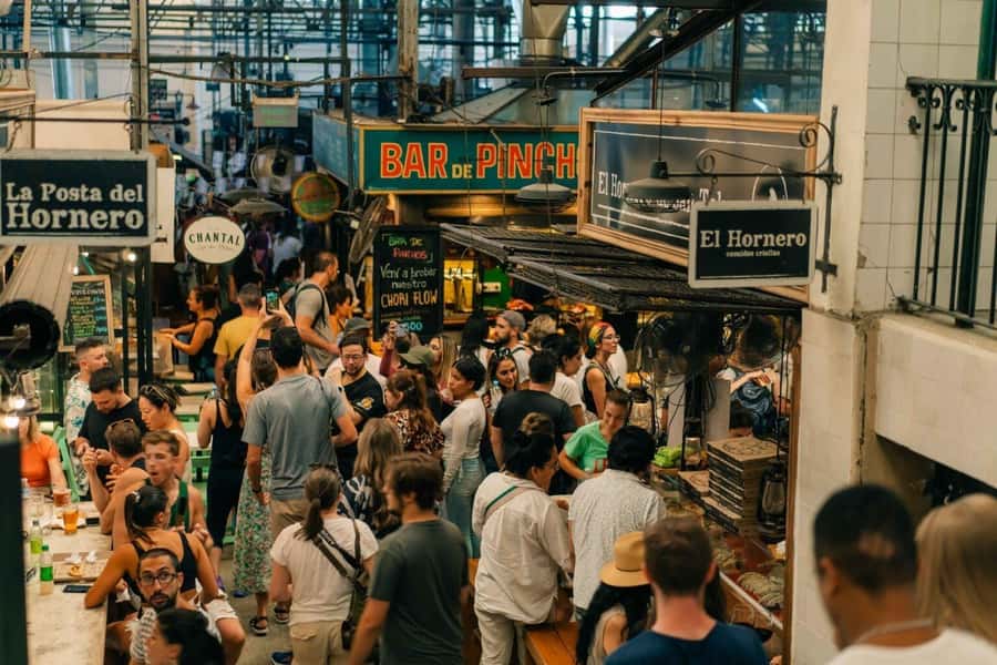 San Telmo: Historical Guided Tour with Street Food & Drinks - San Telmo Market, where old and new meet